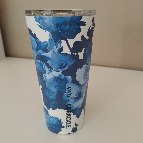 BNIB Corkcicle 16oz Tumbler - Picture 2 of 5